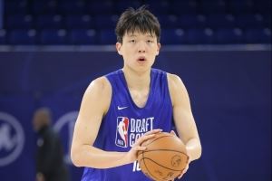 朱彦硕：说选杨瀚森是为中国市场是不对的 他身价比我们想象要高